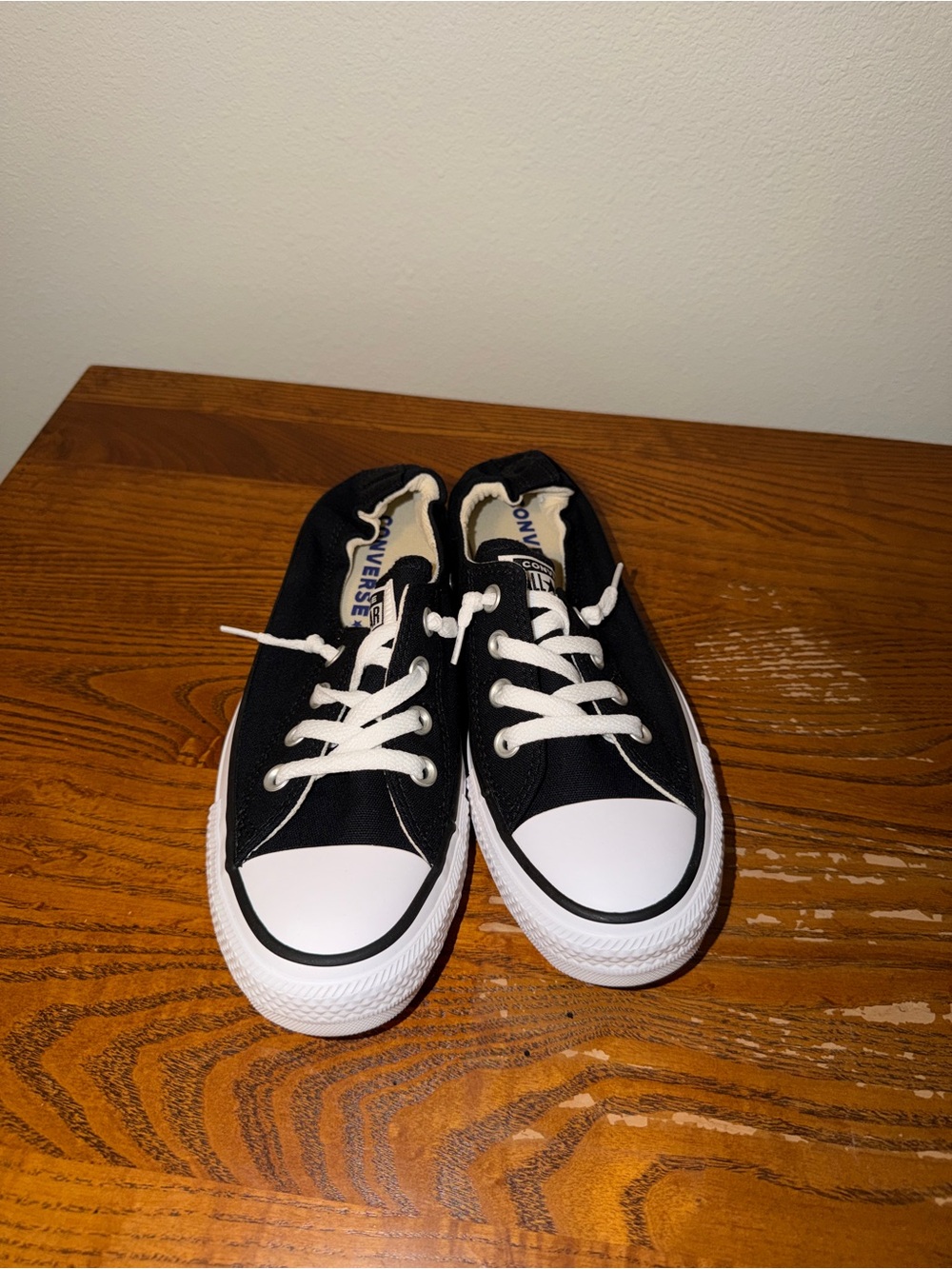Converse Shoreline Slip-On Black Women’s 8 New in Box